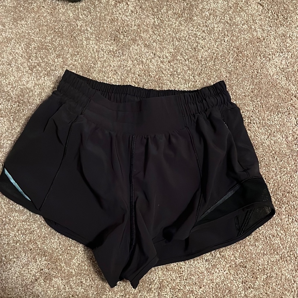 Black lululemon hotty hot shorts